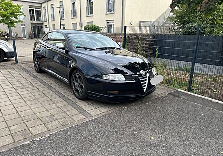 Alfa Romeo GT 1.9 JTD 16V