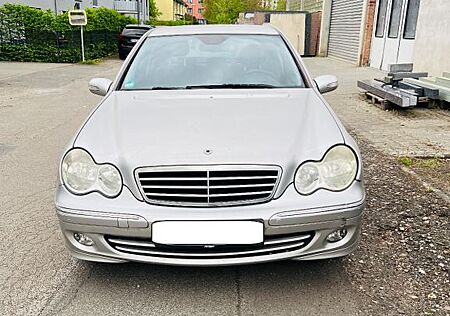 Mercedes-Benz C 180 KOMPRESSOR AVANTGARDE Avantgarde