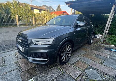 Audi Q3 2.0 TFSI quattro S-Line Vollausstattung