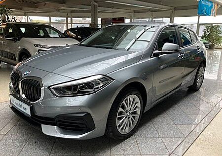 BMW 118i Advantage, Navi,LED,Kamera,HiFi,WIE NEU