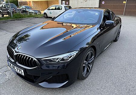 BMW M850 i xDrive Coupe M-sportpaket