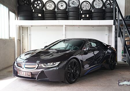 BMW i8 Coupe, MwSt. ausweisbar, 8fach bereift