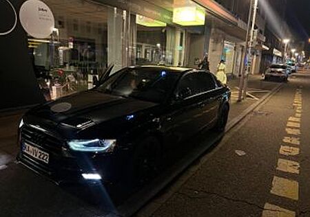 Audi A4 1.8 TFSI multitronic S line S line