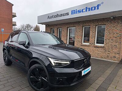 Volvo XC40 B3 Black Edition Plus Memory Sitze HarmanKa