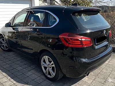 BMW 218 Active Tourer 218i Sport Line Sport Line