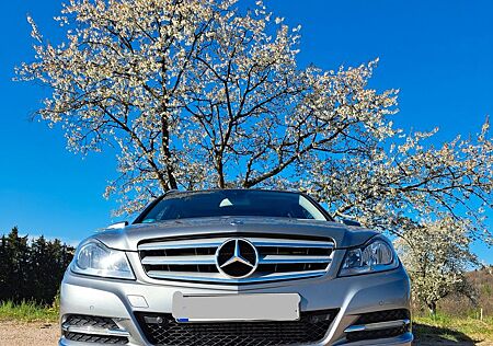 Mercedes-Benz C 200 CGI T BlueEFFICIENCY AVANTG. Aut. AVAN...