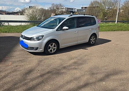 VW Touran Volkswagen 1.6 TDI Euro5 Klima