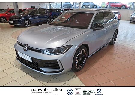 VW Passat Variant Volkswagen R-Line 2.0TDI 7-DSG AHK HUD 360Ka