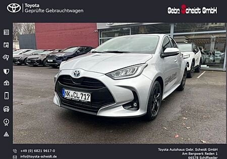 Toyota Yaris Hybrid 1.5 VVT-i Team D Autom Klima LED