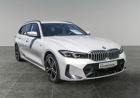 BMW 330 M Sport EU6e i xDrive Touring Park-Assistent
