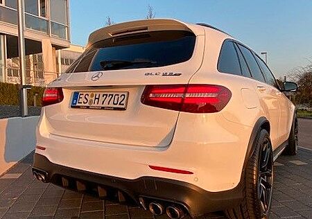 Mercedes-Benz GLC 63 AMG Mercedes-AMG GLC 63 S 4MATIC+ Aut...