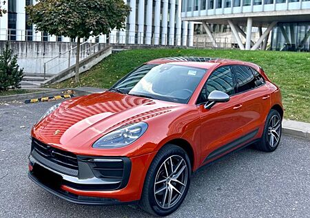 Porsche Macan T