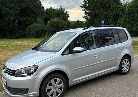VW Touran Volkswagen 2.0 TDI 103kW -