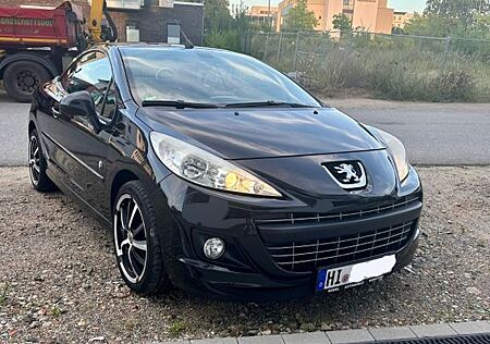 Peugeot 207 CC Roland Garros Sport-Scheckheft-SHZ-Standh