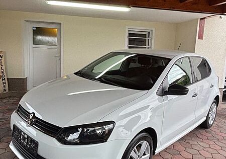 VW Polo Volkswagen 1.0 44kW Trendline