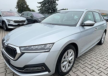 Skoda Octavia 2.0 TDI Style Navi PDC HUD Alu
