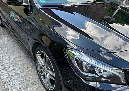 Mercedes-Benz CLA 180 Shooting Brake AMG-Line