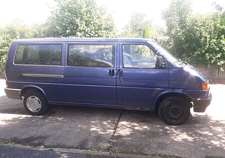 VW T4 Caravelle Volkswagen 2.4 D lang Standard