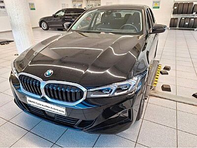 BMW 330d xD SportL/AHK/HIFI/Keyless/KAM/PDC/STHZ/LED