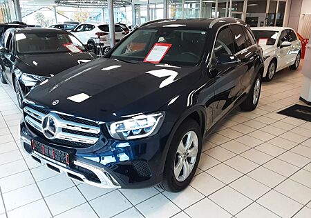 Mercedes-Benz GLC 300 GLC 300de 4Matic Navi Kamera SH LED AHK