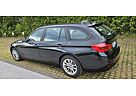 BMW 320i Touring Advantage Automatic Adva...