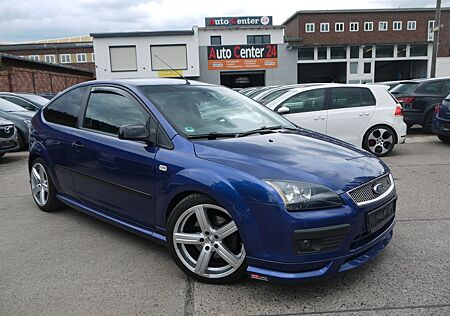 Ford Focus Sport/Spoiler/Fahrwerk/18"