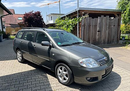 Toyota Corolla Combi 1.4 D-4D Klima TÜV 11/26 AHK Top