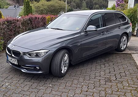 BMW 318i Touring Sport Line Aut. Navi Pano AHK HUneu