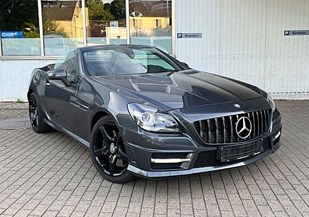 Mercedes-Benz SLK 250 AMG -Scheckheft gepflegt/Garagenfahrzeug
