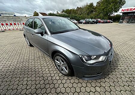 Audi A3 2.0 TDI Attraction Sportback Attraction