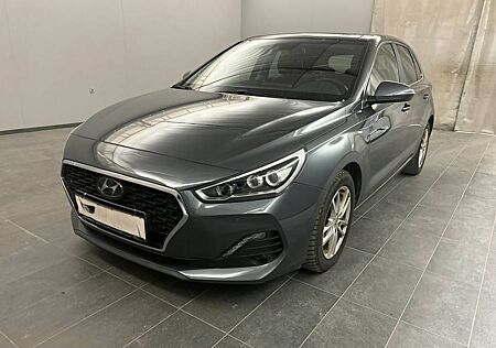 Hyundai i30 1,4T-GDi DCT PREMIUM *LEDER*NAVI*LED*ASSISTE