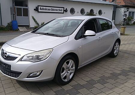 Opel Astra J Lim. 5-trg. Selection/KLIMA /ALU