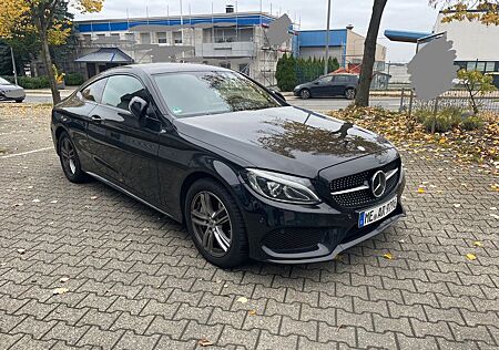 Mercedes-Benz C 200 4MATIC AMG Line Autom. AMG Line