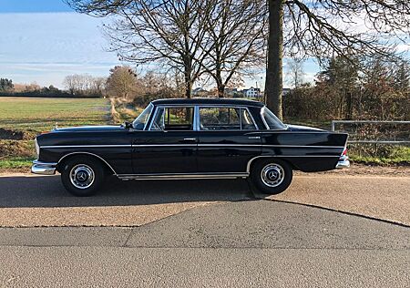 Mercedes-Benz 300 SE Lang W112 Königsflosse, Fest Preis !!