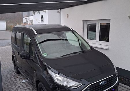 Ford Tourneo Connect 1.0 EcoBoost 74kW Titanium