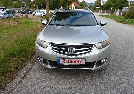 Honda Accord Tourer 2.2 i-DTEC Elegance