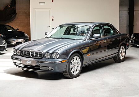 Jaguar XJ8 4.2 Liter
