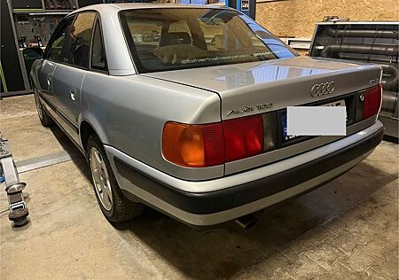 Audi 100 C4; aus 1. Hand, 5 Zylinder Scheckheft