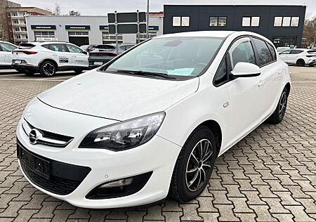 Opel Astra J Lim. 5-trg. Style