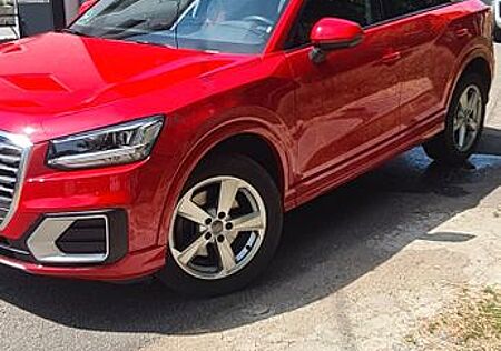 Audi Q2 30 TFSI sport sport