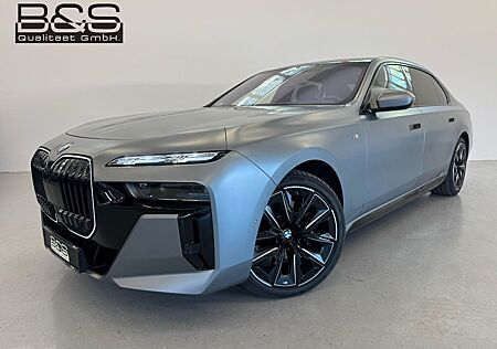 BMW 740d xDrive M Sport ACC,HUD,SKYL,B&W,LUFT,AHK,TV