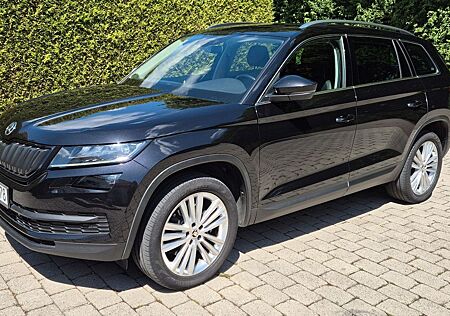 Skoda Kodiaq 2.0 TDI 4x4 DSG -TOP- |AHK|LED|STHZ|