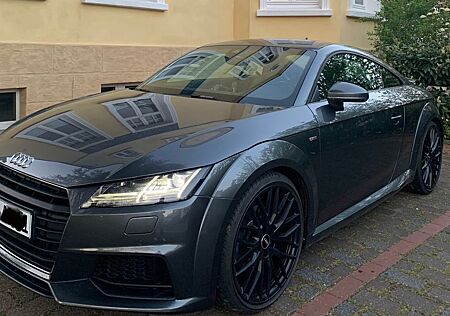 Audi TT Coupe 2.0 TDI ultra s-line