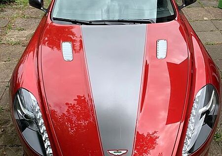 Aston Martin DB9 6.0 Coupe -