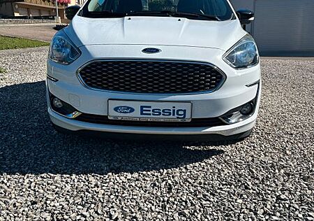 Ford Ka + Black / White