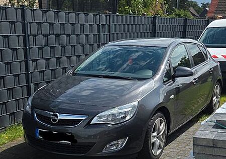 Opel Astra Caravan 1.6 Ecotec Edition 111 Jahre 8...