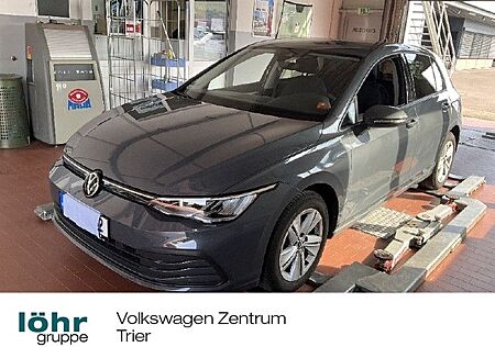 VW Golf Volkswagen VIII 1.0eTSI DSG Life Rear-View, App