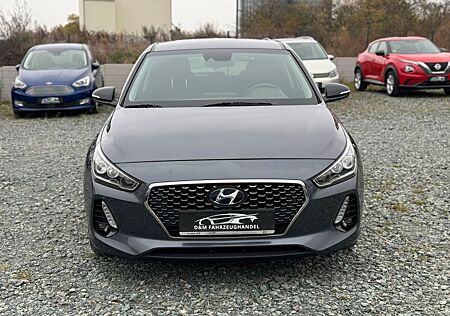 Hyundai i30 1.6 CRDi Intro Diesel Neues Model