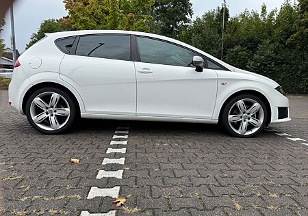 Seat Leon 2.0 TDI CR 125kW FR DSG FR