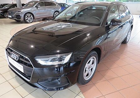 Audi A4 Avant 30TDI S-tronic